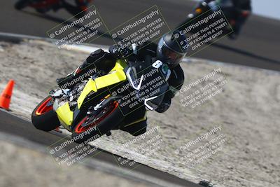 media/Nov-01-2025-TrackDaz (Sat) [[2b4d5192bc]]/C Group/1240pm (Turn 2 Outside)/